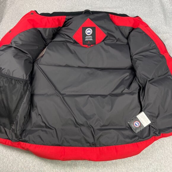 Canada Goose Red Freestyle Down Crew Vest Gilet Classic Label 4154M Size Large - Picture 5 of 16